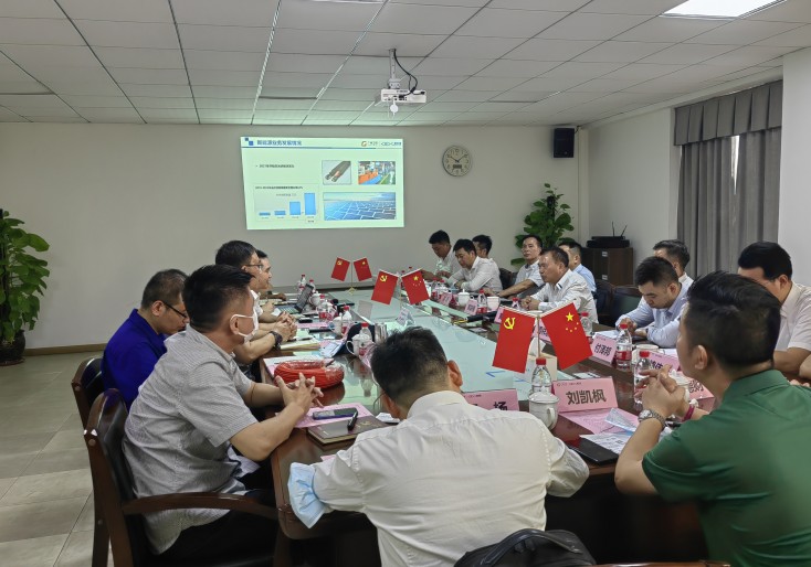 中国联塑董事局主席黄联禧一行莅临广州电缆考察交流